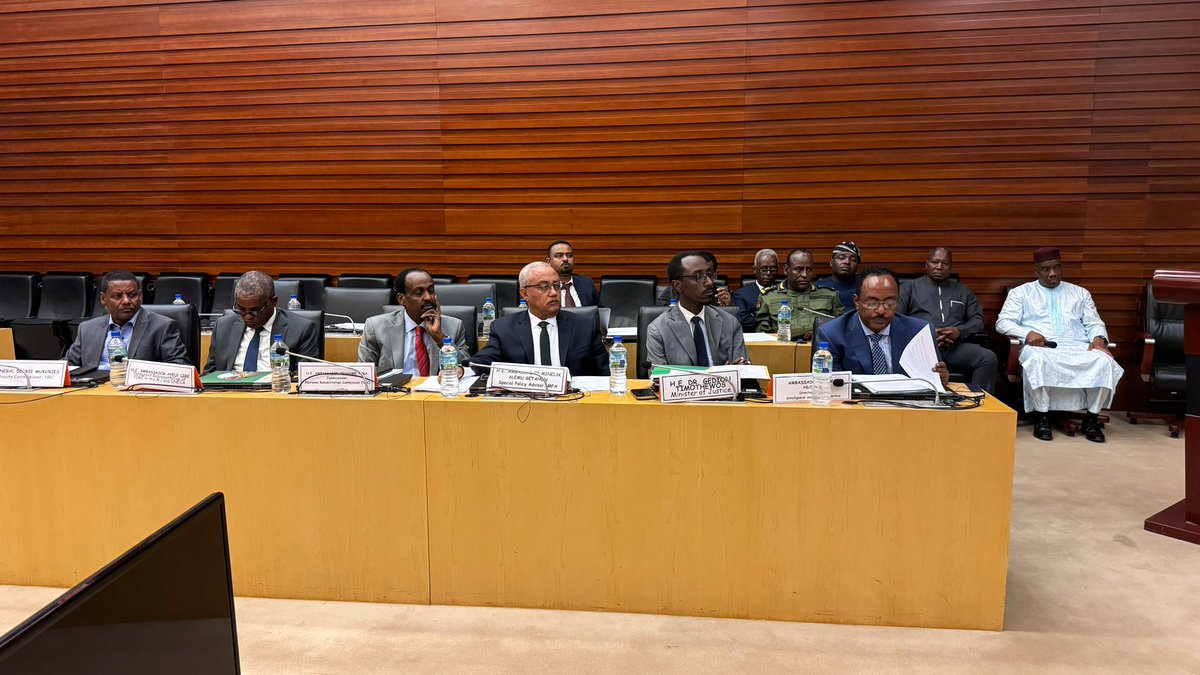 AUC_PAPS's tweet photo. #HappeningNow: First strategic Reflection on the Implementation of the Cessation of Hostilities Agreement (#COHA) in #Ethiopia, to undertake strategic reflection &amp; support critical aspects of the 🇪🇹 Peace Process, such as humanitarian support, DDR, rehabilitation &amp; reconstruction https://t.co/bV6WRj3kay