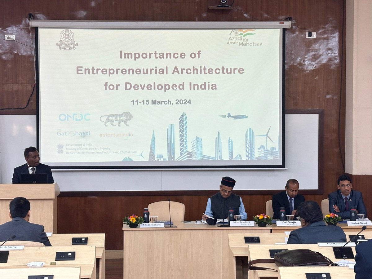 startupindia's tweet photo. As part of Department of Personnel and Trainings 'In-service Training Programme', @LBSNAA_Official in collaboration with @DPIITGoI is undertaking a 5 day course focused on entrepreneurship and innovation. 

@DoPTGoI  @SanjivIRS

#DPIIT #StartupIndia #LBSNAA https://t.co/dvroAYlpHL