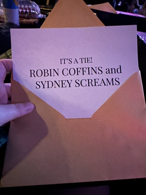 Congratulations @RobinCoffins - it&rsquo;s an honor to win alongside you 💜💜💜 https://t.co/qexZwaBwRs<a class="tags" href="/tag/robincoffins">@robincoffins</a><a href="/tag/clip"class="tags"><span>#clip</span></a>