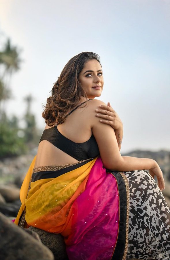 GIYD93fXcAANPAZ?format=jpg&name=900x900