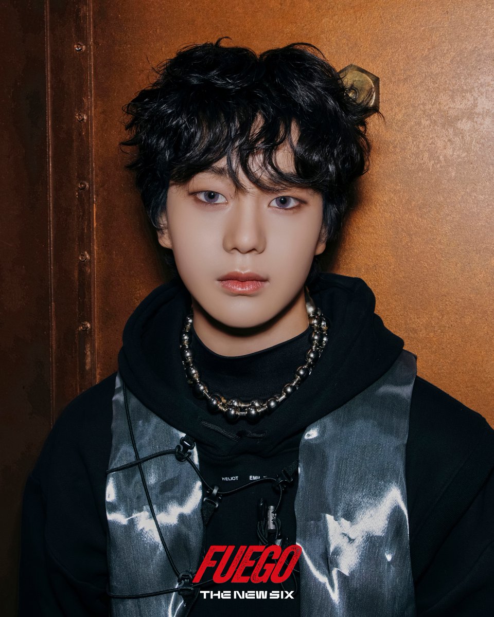 TNX_Official's tweet photo. [THE NEW SIX]
We Light It Up
#장현수 #HYUNSOO 

The 1st Digital Single [FUEGO]
2024.03.20 (Wed) 6PM KST

#THENEWSIX #TNX #더뉴식스
#FUEGO #푸에고
#240320_6pmKST 
#PNATION #피네이션 https://t.co/H4OrIRM4O9