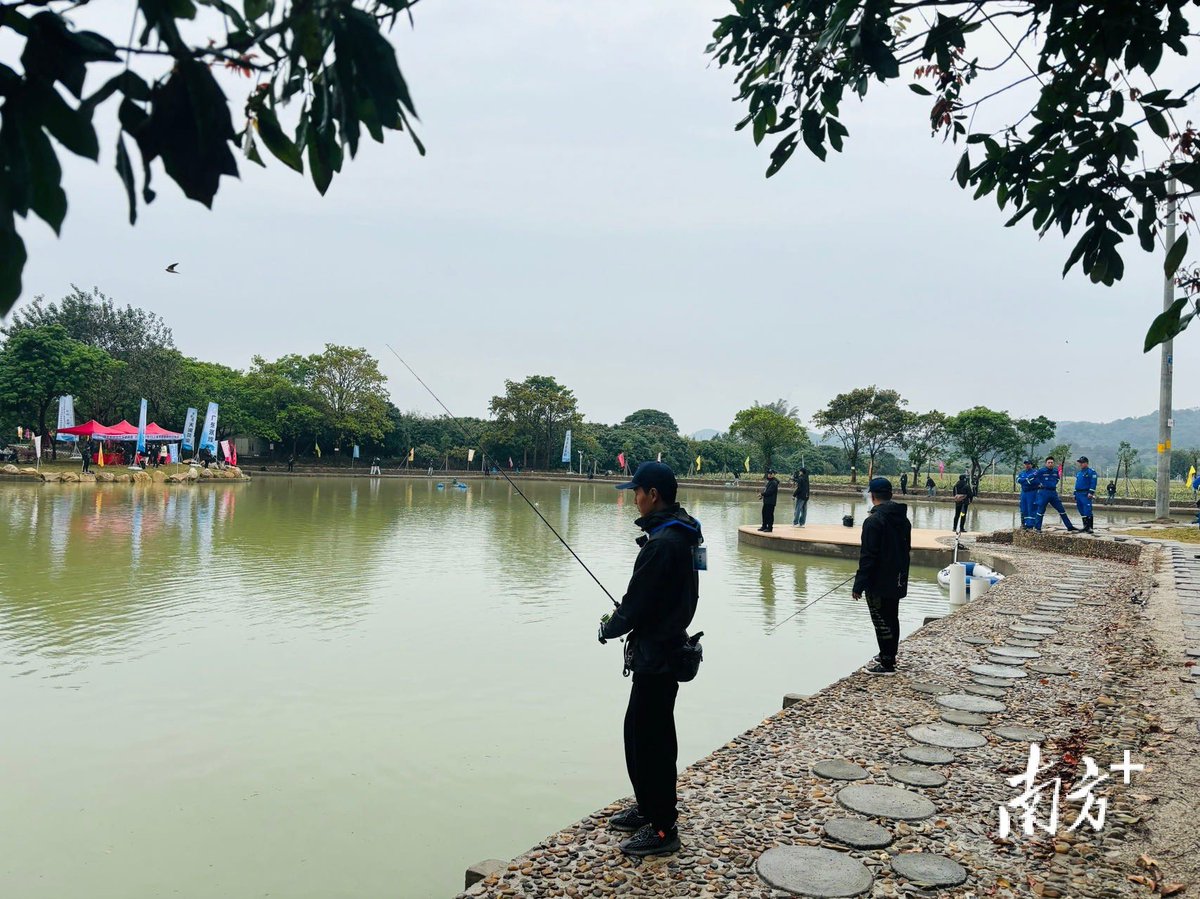 lovechaozhou's tweet photo. On March 10th, Ren Bin from Shaanxi Province, China, won the championship🥇 of the First #Raoping Helure Landfish Classic🎣 Invitational Tournament 🏆in Chaozhou with the most catch of 8.15 kilograms of fishes.
The competition attracted more than 50 Lure Fishing enthusiasts from all over the country to participate.
