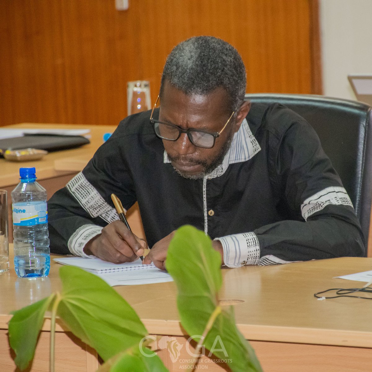 "🌐✨On the upcoming #InternationalConsumerRights Day, let's champion responsible #AI usage, fostering #consumer awareness and empowerment in navigating the #digital landscape. As #technology evolves, understanding algorithms and #data usage becomes paramount, we need to advocate