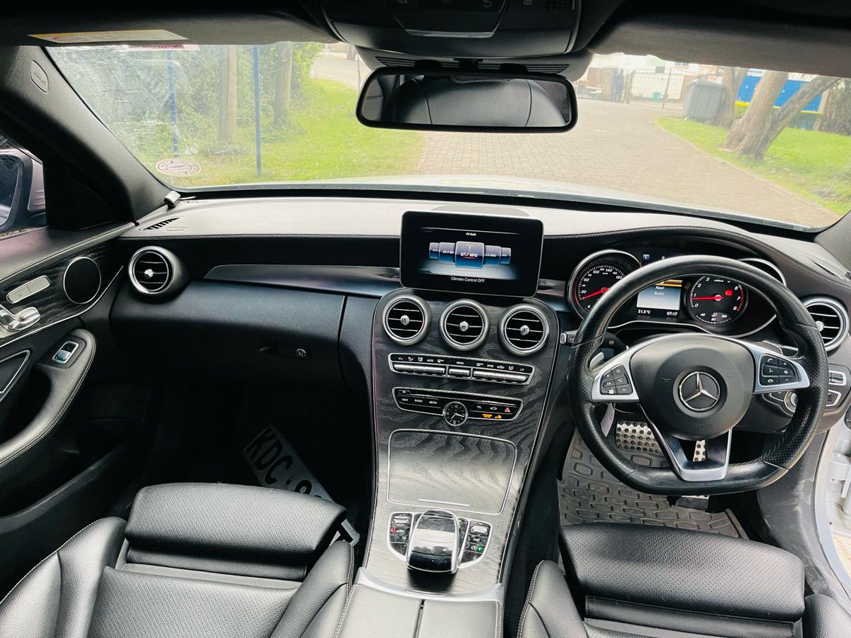 BigJs_Motors's tweet image. Sleek and Stylish  🚗

Model: Mercedes Benz |C250 |2014
Engine: 2.0l
Features: Leather Interior|
Price: 3.3M
Caption: "Upgrade your commute with the C250 – where style meets performance. Safety, luxury, and affordability in one sleek package. #ExploreWithBigJs #FastLaneLife