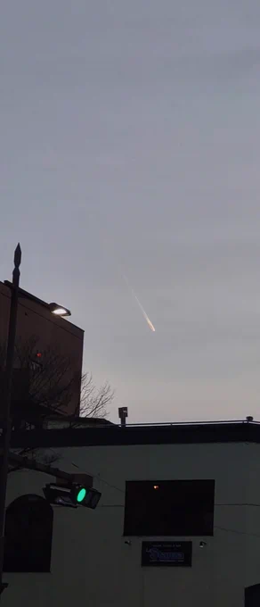 彗星みたいな飛行機雲じゃ!! 
