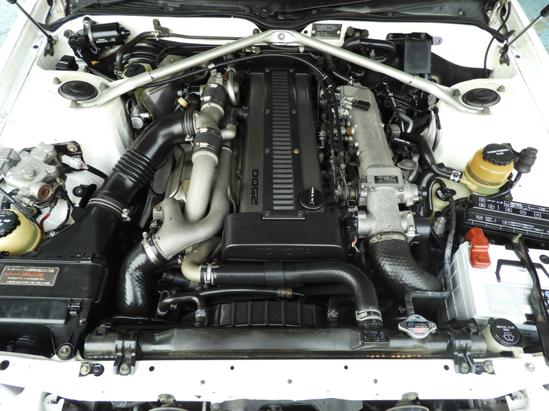 GarageR_KingB's tweet photo. ☆超レア☆ 1990年式マークⅡ 2.5GTツインターボ JZX81がキングバイヤーに入荷!
バブル絶頂期の名車ですね~
https://t.co/3SO66ba5vR
#マーク2
#280ps
#バブル絶頂期 https://t.co/9osDkWqSst