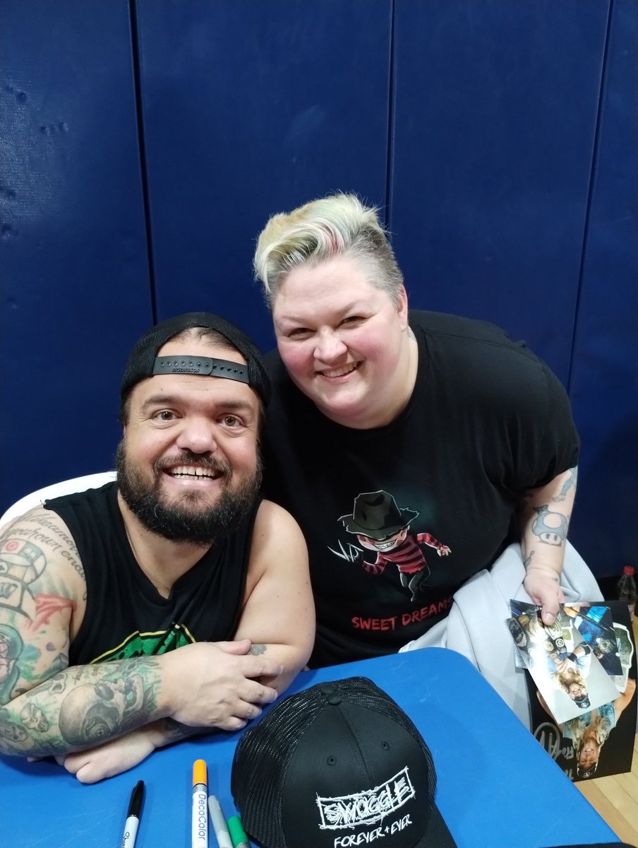 TheChristyMoney's tweet image. Soooooo loved seeing @DylanPostl #Swoggle 🍀💛 💚💛💚💛🍀