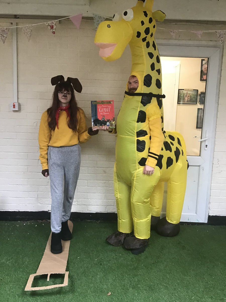 Meet Skie and Sam
They’re our Early Years apprentices working at Hollies Country Park Day Nursery who dressed up as the smartest giants in town to help children to have fun reading.
Fancy doing an Early Years Apprenticeship? 
View our vacancies: bit.ly/32TQSYe