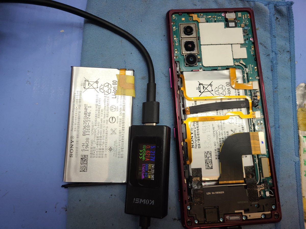 smartmax_repair's tweet photo. #Xperia5 #SOV41
バッテリー劣化交換修理のご依頼です!いつも当店をご利用頂き誠にありがとうございます🙇
減りが早く持ちが悪いとの事😵外観では分かりませんが2~3年経過したバッテリーは何かしらの不具合が出てもおかしくはありません‼️
新品バッテリーに交換して修理完了です✨
#スマートまっくす https://t.co/hwd80vT7Mj