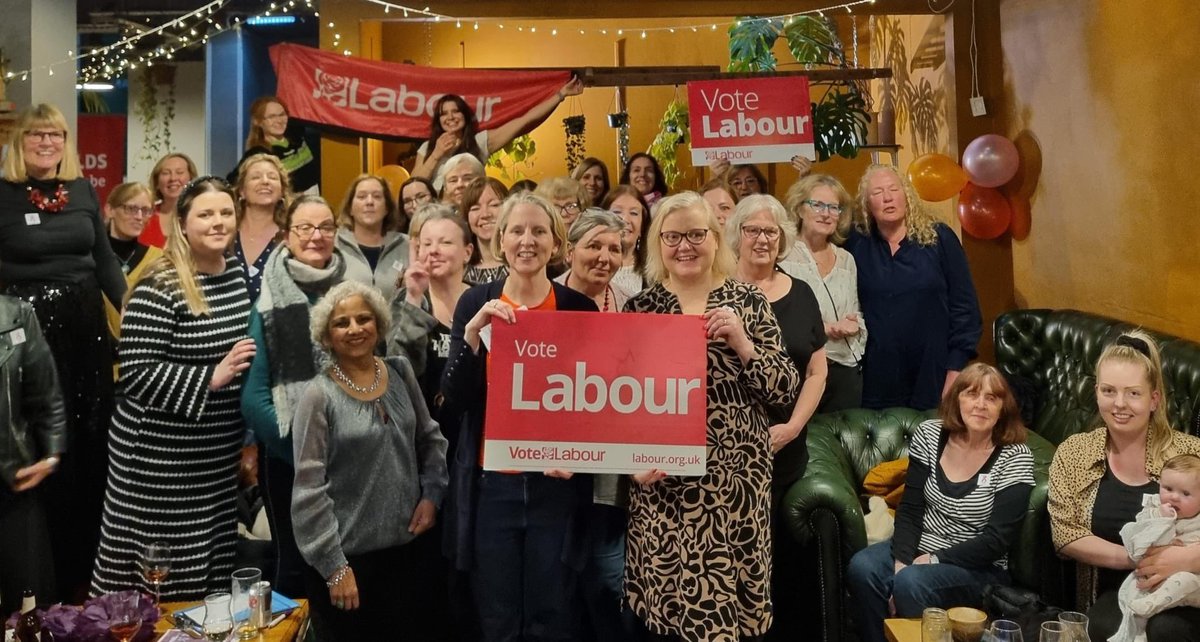 Huge thanks to all the fantastic women who came to our #IWD2024 event on Friday at The Front Room in High Wycombe. It was a very positive and uplifting evening.