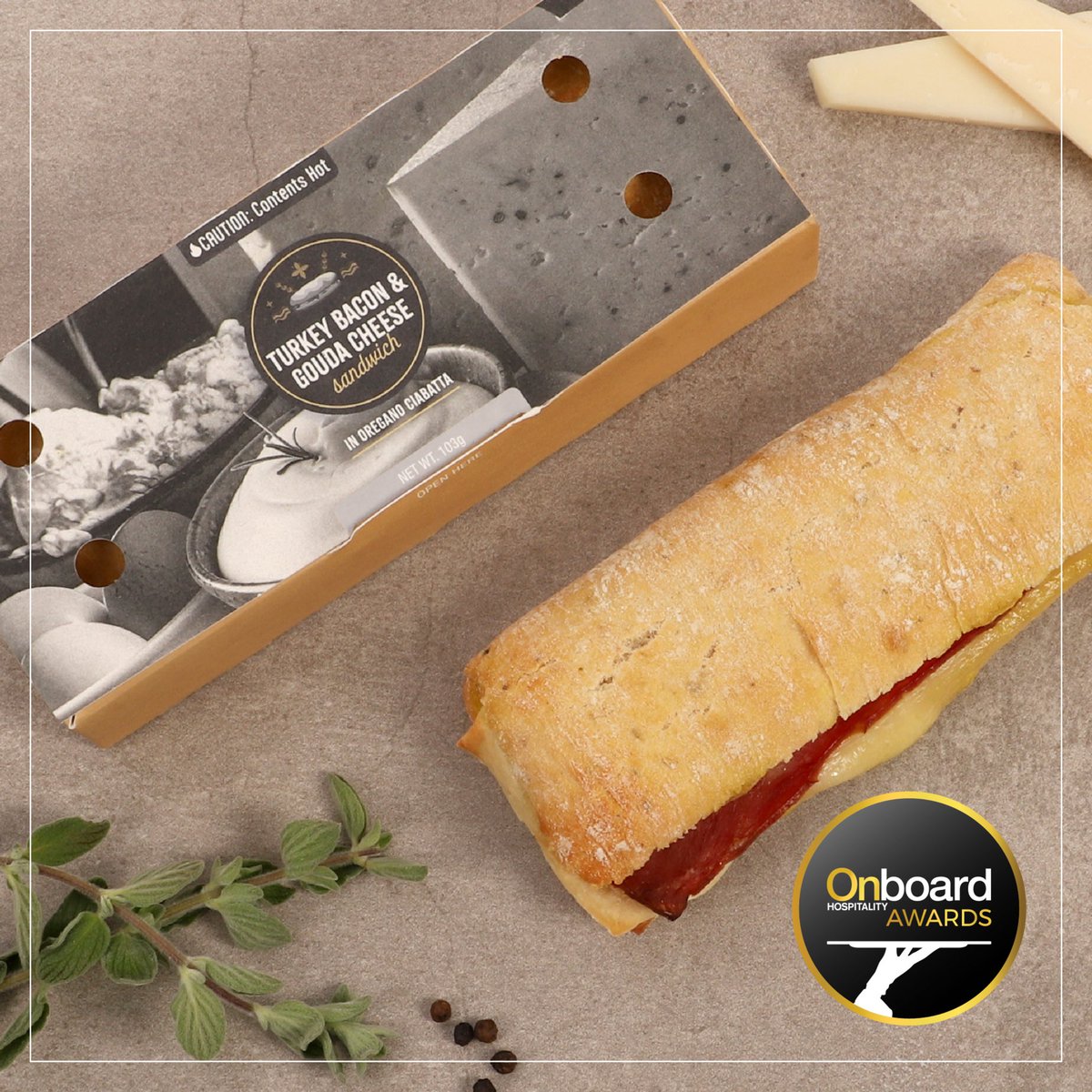 En Route International tweet media