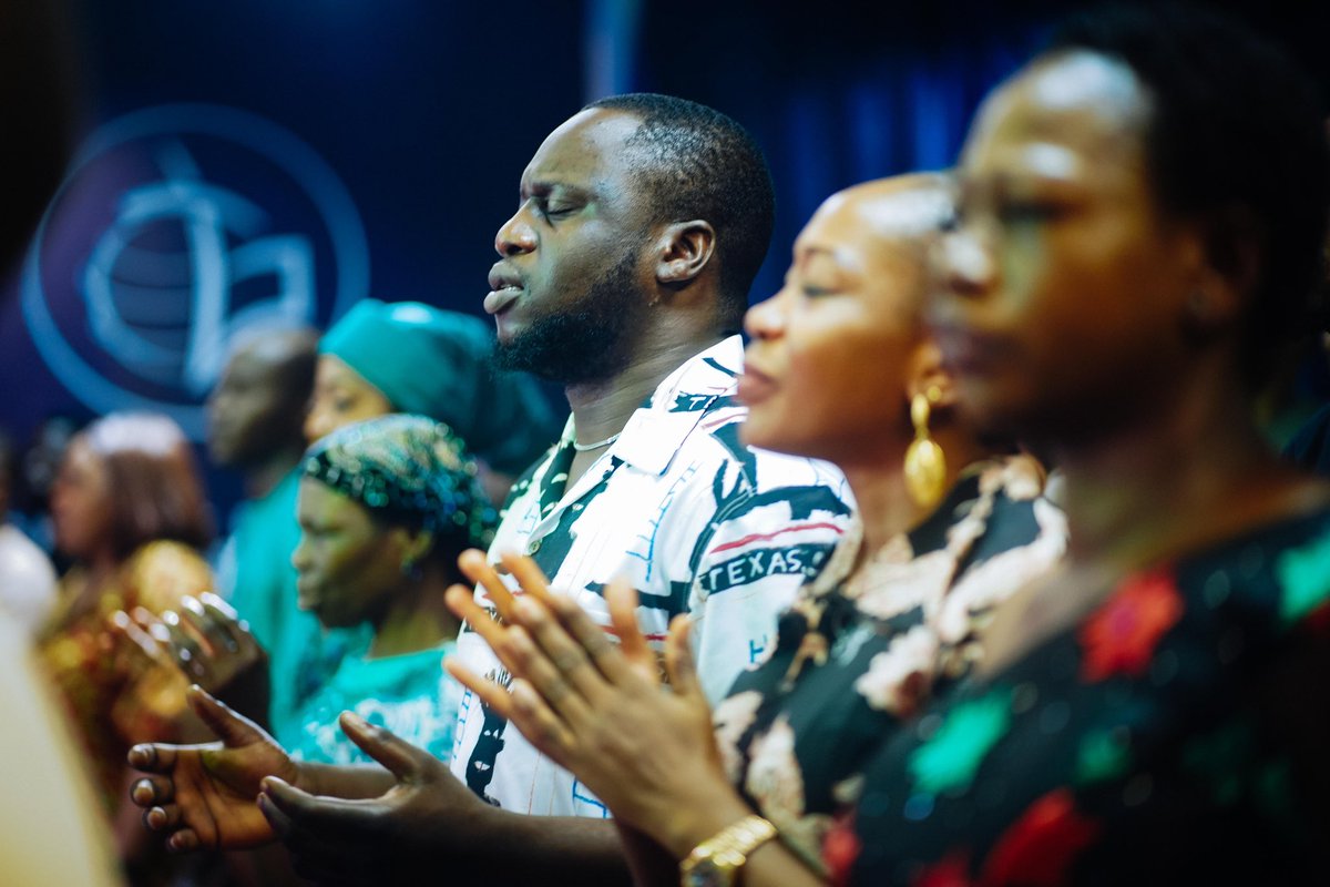 CFCAbuja's tweet photo. The devil cannot deny us of anything that Jesus died for us to have.
#PastorAromeTokula
#ThePowerOfASeed
#CFCAbuja
#LoveIsKing https://t.co/iqHnGqIrST