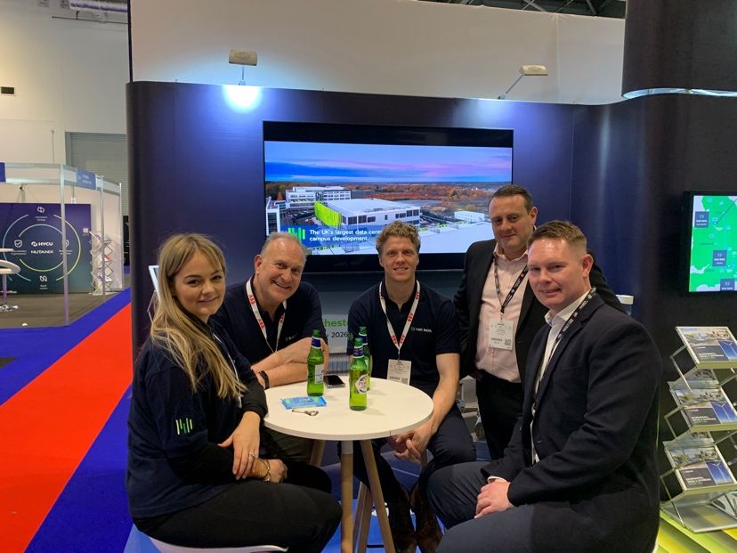 KaoDataDC's tweet image. 🧵1/2
And just like that, @DataCentreWorld is over for another year!

We had a brilliant two days last week packed with insightful meetings and engaging discussions about our high performance #datacentre platform #engineeredforAI.