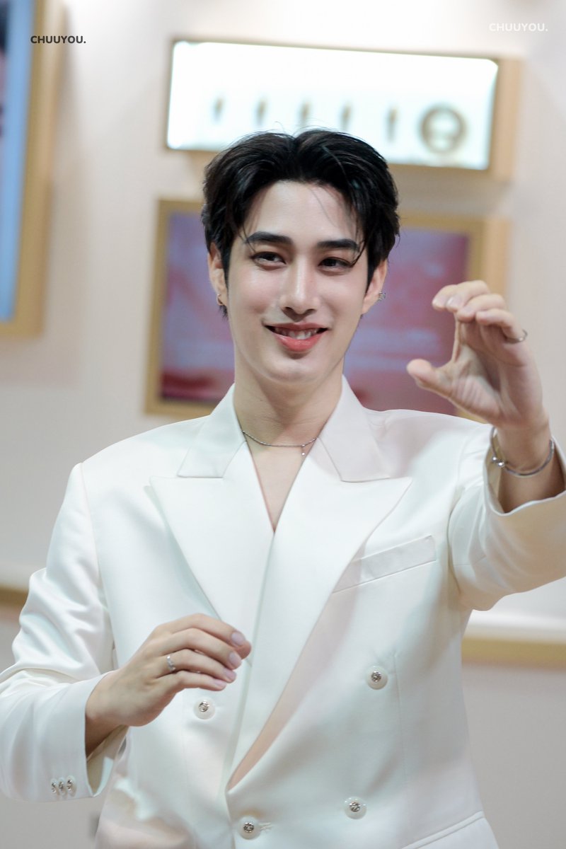 _chuuyou's tweet photo. 𝑮𝒊𝒗𝒆 𝒍𝒐𝒗𝒆 ꒰ ⸝⸝ 𖥦 ⸝⸝ ꒱ノ♡
@TLE_mtm #TLE_mtm
- #LOrealxTleFirstOne https://t.co/J5NNzoKJNm