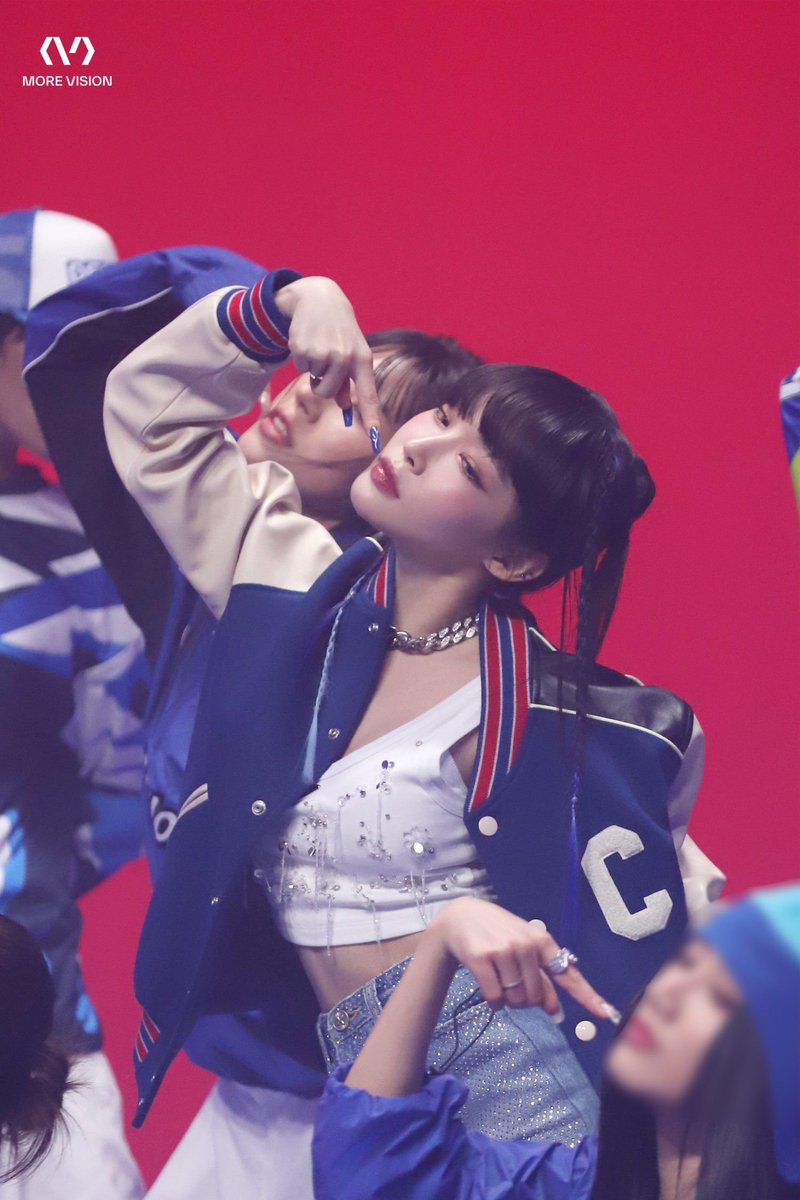 thinking abt chungha tweet media