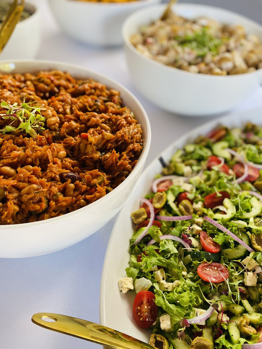 thabi_kitchen's tweet photo. Catering service available 
📞0676752804

#TheMommyClub #VaalCatering https://t.co/JzdRuUPqtC