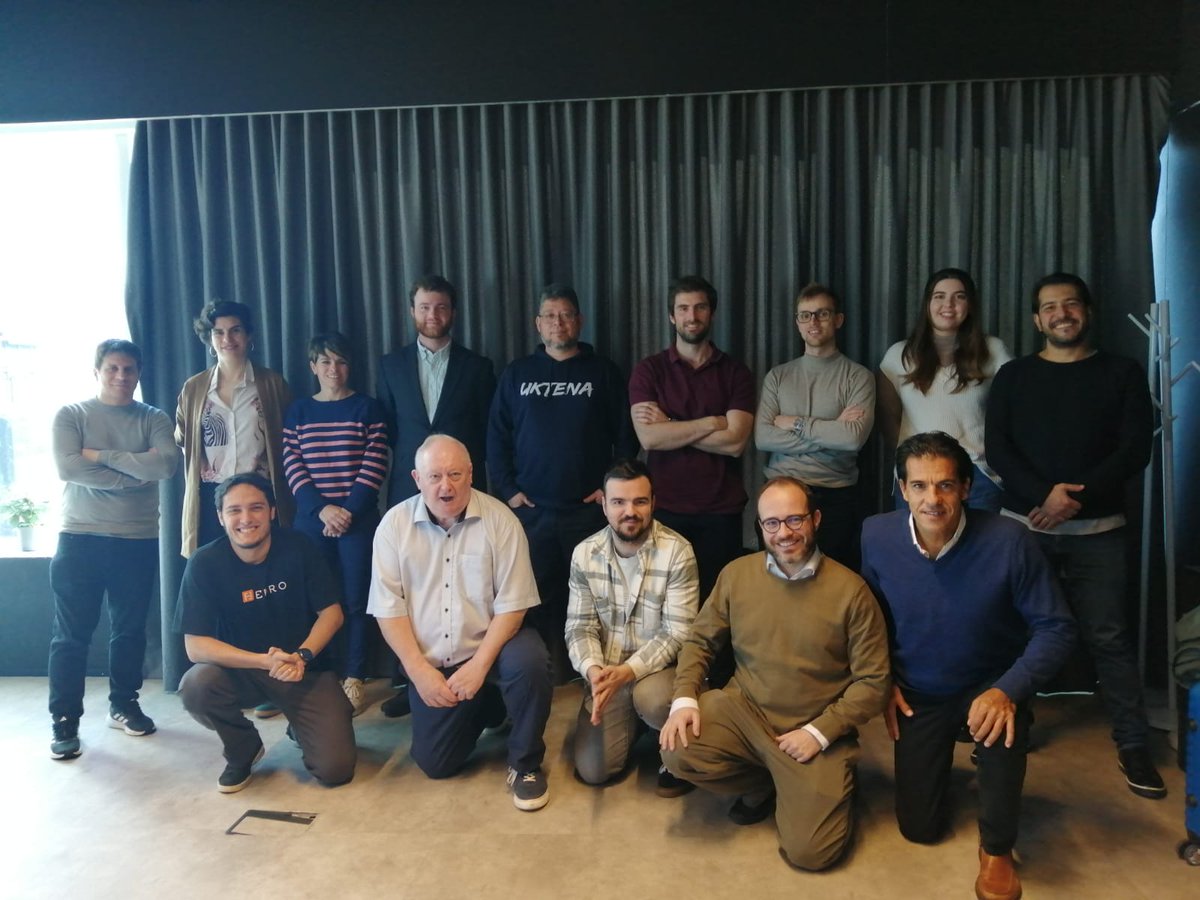 Uktena_es's tweet photo. La semana pasada, estuvimos en📍Bilbao participando en los eventos organizados por el programa @bind40 de aceleración de #startups.
Tuvimos la ocasión de conocer muchas compañías innovadoras y participar en un #workshop con Paul Celen.
¡Gracias #BIND40 por la oportunidad!🚀 https://t.co/DmBzF6TZ16