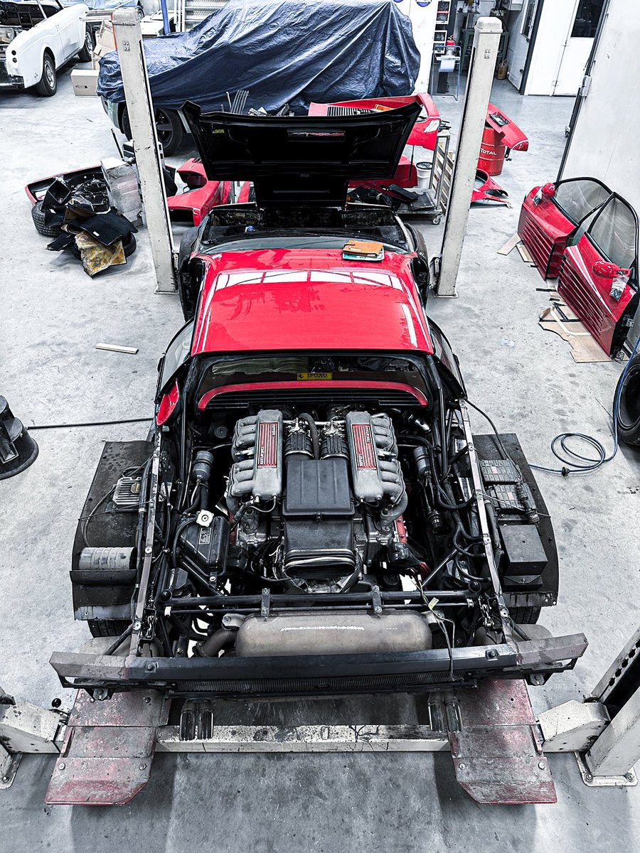 NielsvanRoij's tweet image. Coachbuilding Guida Touring Sport. 

Niels van Roij Design unveils the name of this targa coachbuilding project: Guida Touring Sport.
______

#ClassicCars #coachbuilder #bespoke #luxury #Supercar #Hypercar #LuxuryCars #timeless #DrivingElegance #LuxuryCars #ClassicCars #bespoke