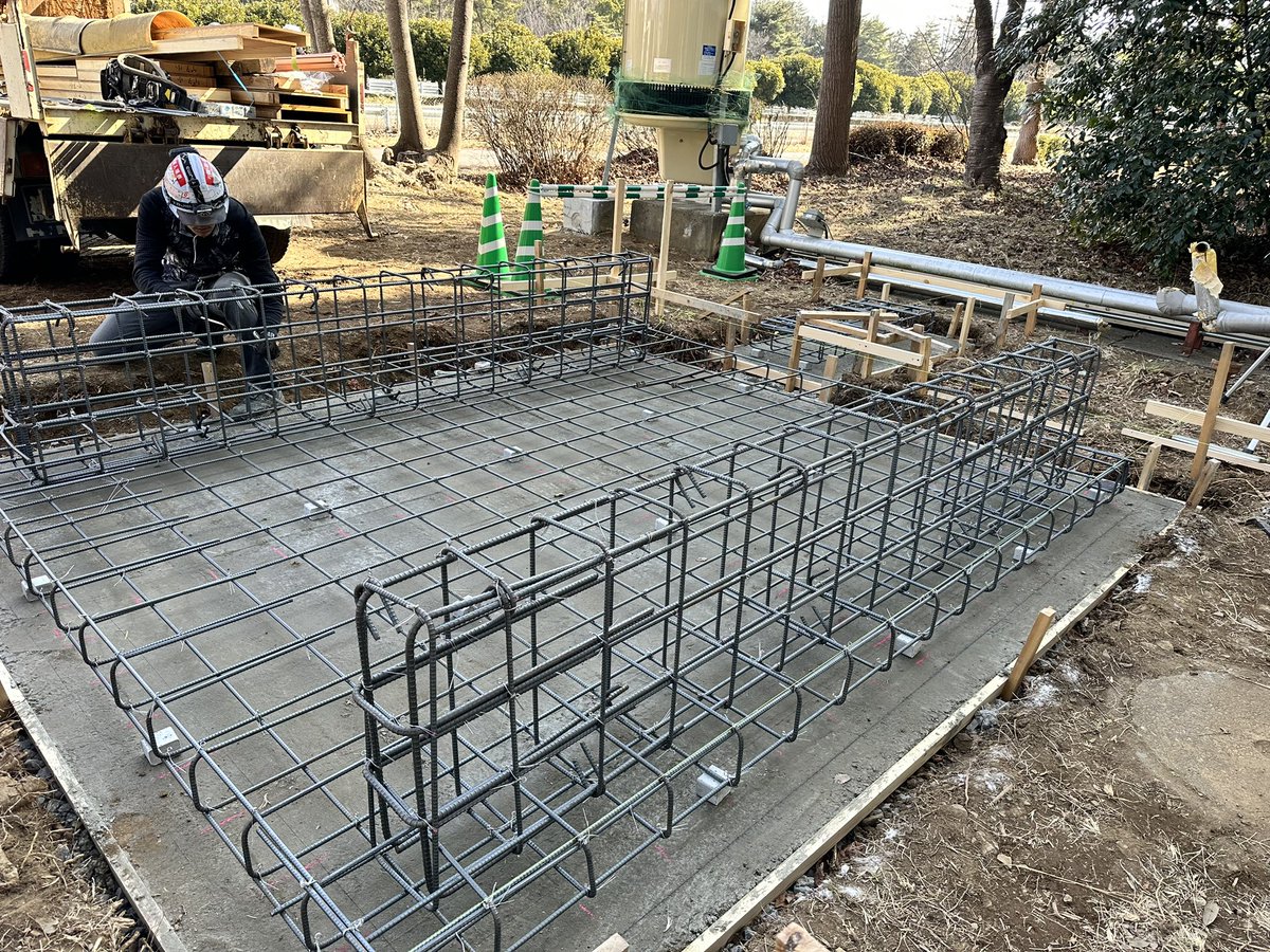 SouthDia's tweet photo. 冷却塔の基礎工事からクレーンでの設置まで請け負わせていただきました✋
良く出来ました💮 https://t.co/z5Nz4ypCNd