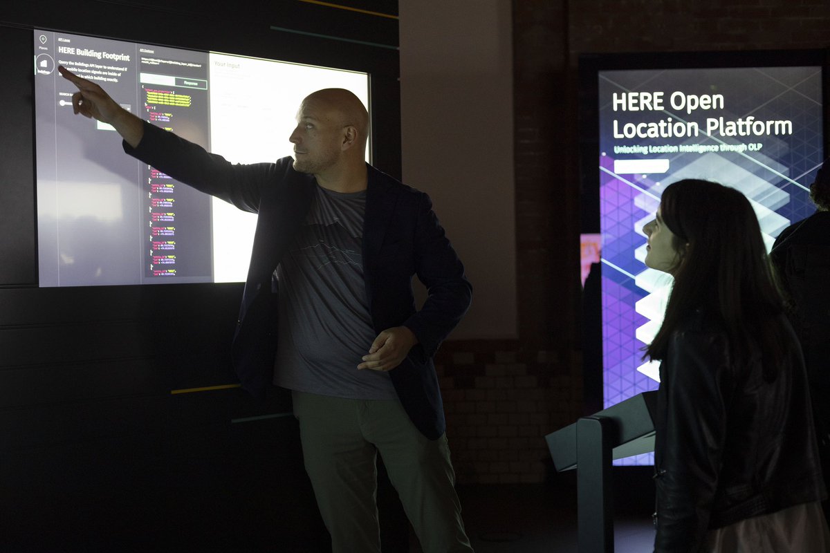 berlindesignweek tweet media