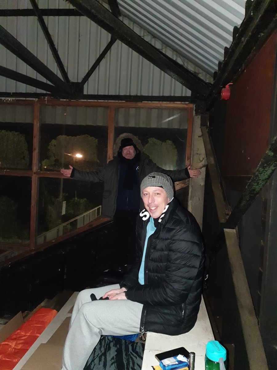 #Pics: Last wk, <a href="/AlbanwiseInsure/">Albanwise Insurance</a> along w/ colleagues frm the group participated in the <a href="/LandAid/">LandAid</a> sleepout to raise awareness abt #youthhomelessless. We've raised over £11k of funds towards the cause. If you would still like to donate, here's your chance: bit.ly/3SkhSpI