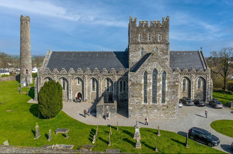 St Brigid’s Cathedral in Kildare Town sits on the site of St Brigid’s most famous foundation, which was Ireland’s first dual monastery and convent. It is a stunning building outside and in and will feature throughout the Brigid 1500 Programme. @kildarecoco #brigid1500 #stbrigid