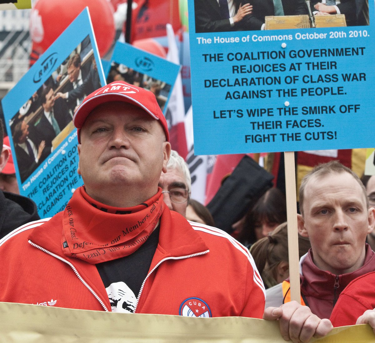 Days after Bob was elected GS he gathered the cleaners employed by RMT. He said he had ripped up the contract with their agency. The cleaners were shocked. Bob announced ‘you will now be employed directly with RMT on better pay, conditions and a pension!’ @RMTunion @RMT_Scotland