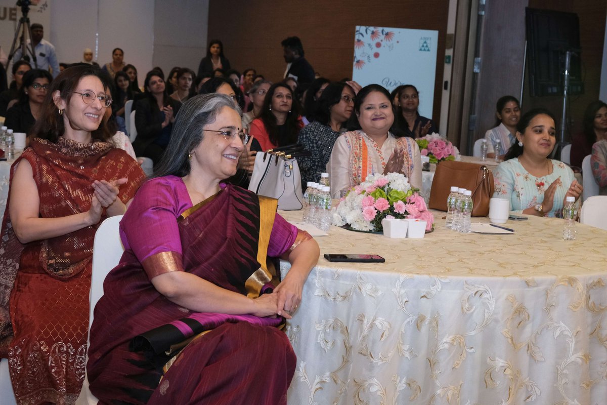 As part of the Women’s Day celebrations AMFI organised a special event to honour the remarkable contributions of women fund managers, research analysts and dealers in the mutual funds industry on March 11, 2024. SEBI Chairperson, Ms. Madhabi Puri Buch graced the occasion.