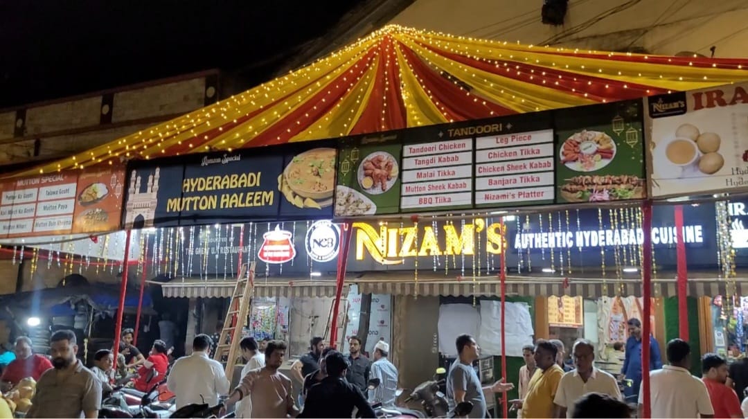 RAMZAAN SPECIAL MENU BY NIZAM'S AUTHENTIC HYDERABADI CUISINE AT GRANT ROAD (E)

Read Full News: bit.ly/4a7DHQA

#AuthenticHyderabadi #eidmubarak #grantroad #HappyRamzaan #HyderabadiCuisine #HyderabadiFood #MuttonHaleem #NizamsHyderabadi #RamzaanSpecial #ramzanmenu