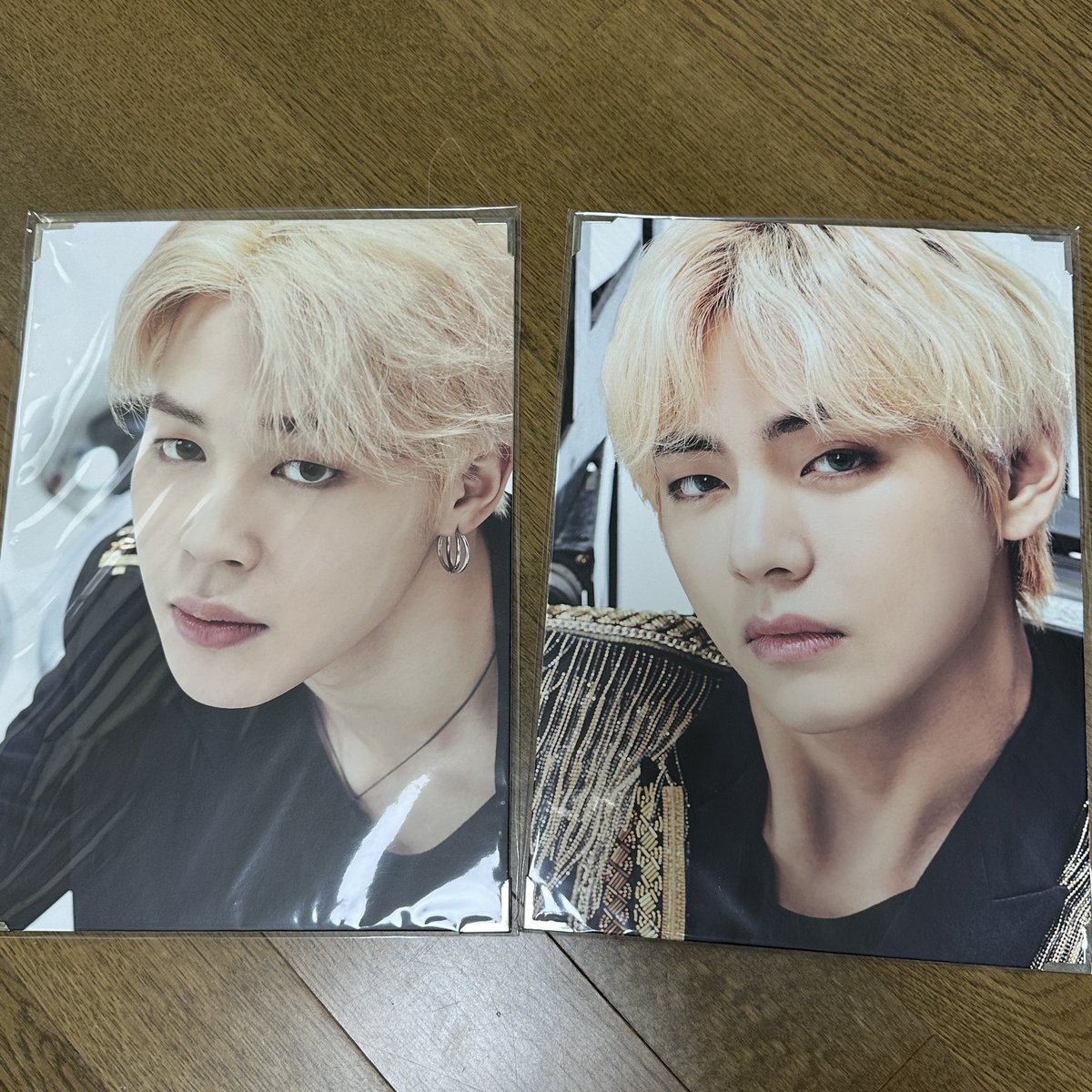 goods011010's tweet photo. 방탄소년단 스핔콘 프리미엄 포토 양도합니다.
Speak yourself premium photo

일괄 6.5
Dm 주세요 !

방탄 맵솔 맵더솔 남준 알엠 석진 윤기 슈가 호석 제이홉 지민 ���형 뷔 정국 rm jin suga jhope jm v jk 포카 판매 굿즈 앨범 럭드 교환 특전 미공포 윙즈콘 미포 프포 https://t.co/rR5HABYv0s