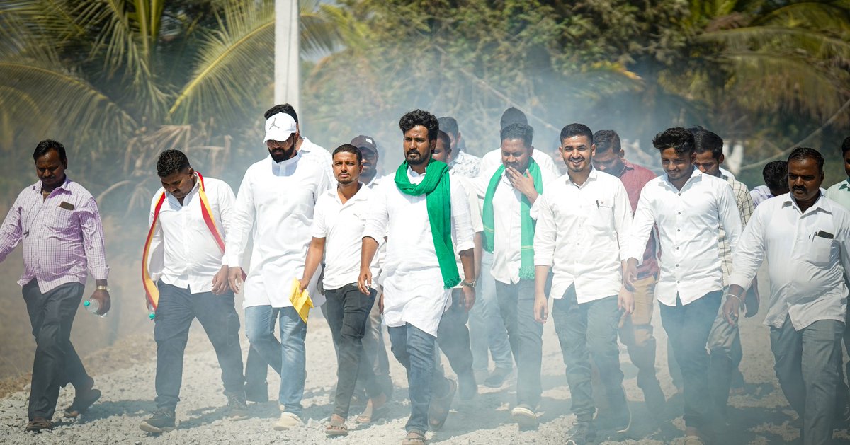 From the digital classrooms of Insights IAS to the heart of Davanagere, Vinay Kumar GB is redefining what it means to be empowered. #Vinay4Davanagere