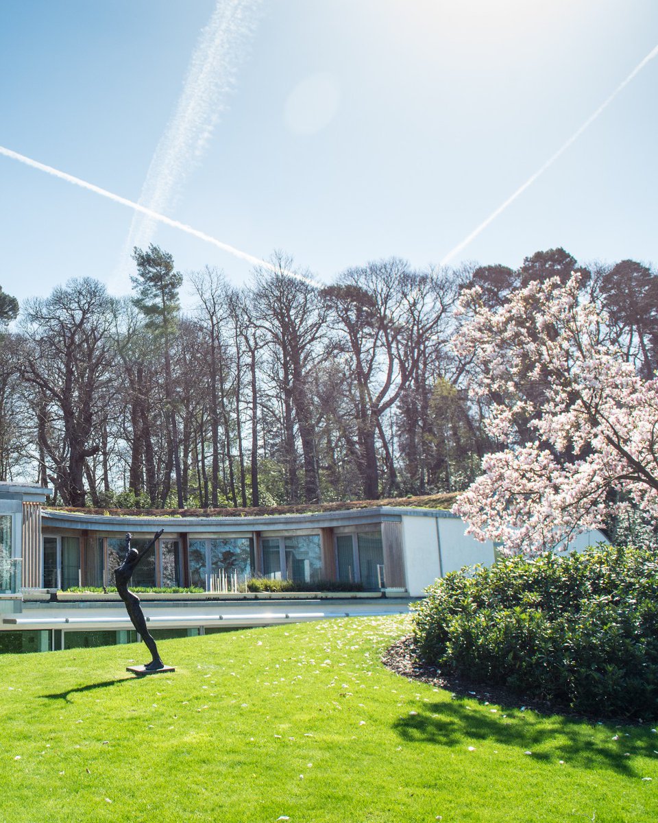 Spring has sprung by The Spa at Coworth Park 🌸 
.
.
.
#coworthpark #dorchestercollection #DCmoments
