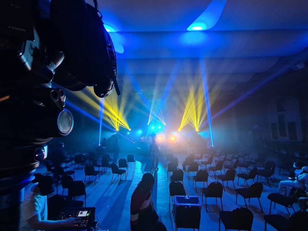 BeautyteamC's tweet image. @miimage.co.za has been capturing the @MissBacheloret1 special moments for years...You don't want to miss the Finale...
Contact @miimage.co.za on 083 222 5784 or 066 429 9747 to book for your special moments. 
#miimage #onesmile 
#missbachelorettesa