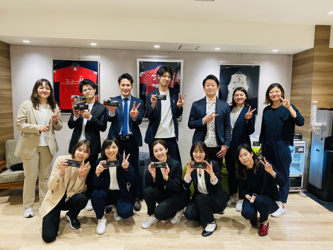 _kita_yuuki_'s tweet photo. 今月はリクルーターの説明会があるようです✨

私も3年間リクルーター活動をしていました！
学生さんや人事部の方、他店舗の方など
沢山の方と関わることができました✨

現場ではできない経験をさせていただき、
成長できた���はリクルーター活動のおかげです🥹

気になる方はお話しだけでも👂✨ https://t.co/v9Siq1ElpW