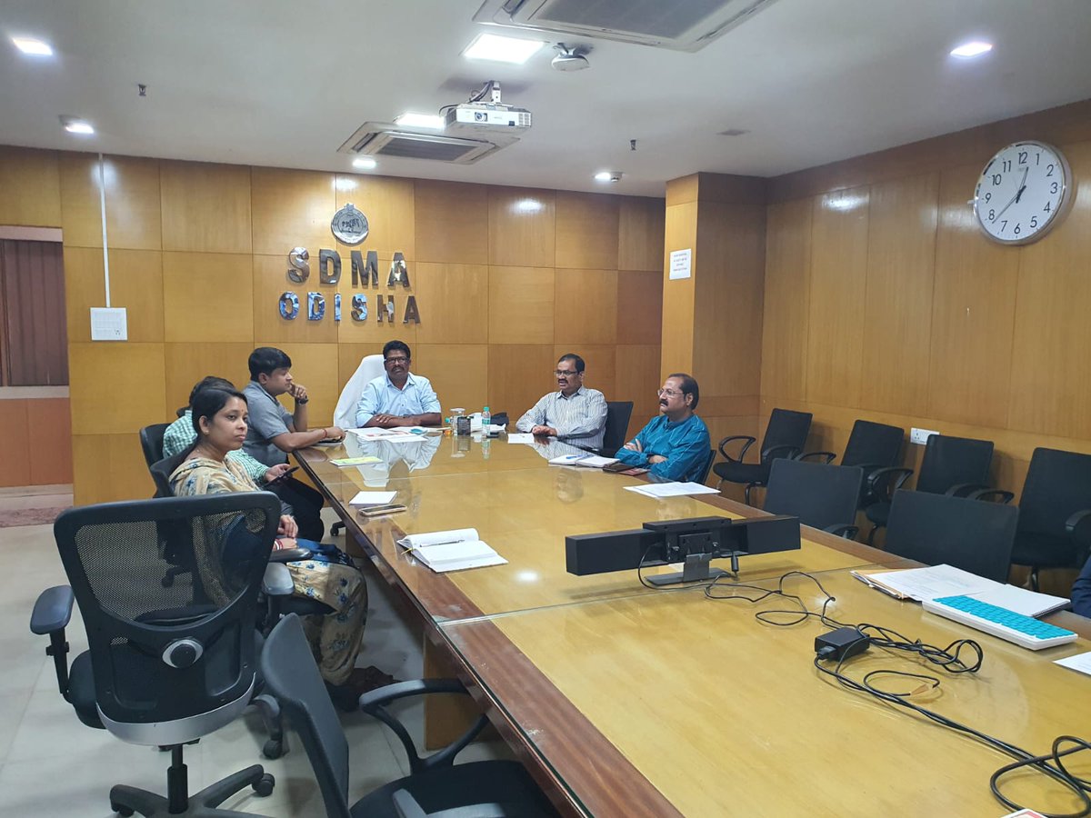 NDMA conducted review meeting on preparedness for heat wave situation with the states today. The Additional Special Relief Commissioner with other officers of Odisha attended the meeting and made presentation on the preparedness.