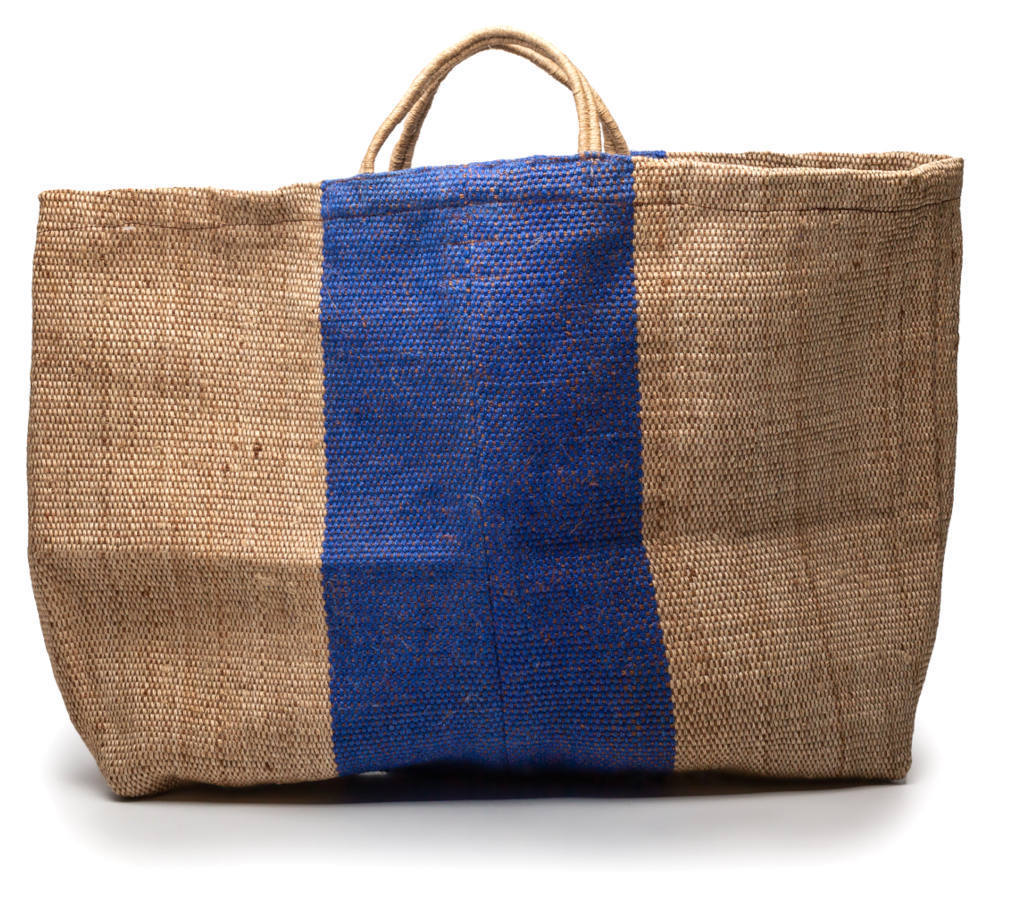 DecoratorsNotes's tweet image. Grab the last few remaining bargains in our bag collection. Beit it for logs, laundry, logs, the beach or for the shops! You won't be disappointed with the workmanship, design, quality and love woven into each one! #buyoncebuywell