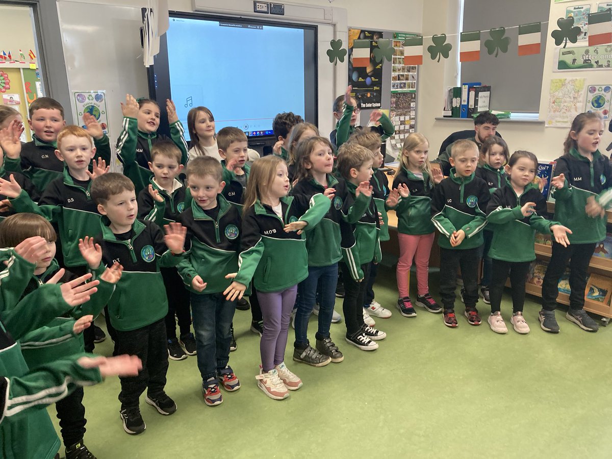 We had such a wonderful day at our Open Day on Saturday. Thanks to everyone who joined us. Heart warming to see such a crowd and lovely to get an opportunity to showcase our fabulous school. 💚🖤📚🏫🚸