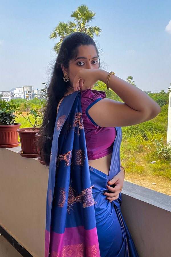 GIYfpAfXYAAHYOM?format=jpg&name=900x900