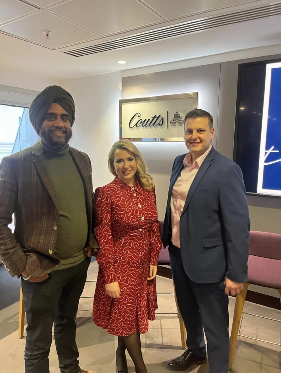 Our managing Partner, Raminder Singh Uberoi was pleased to be invited to Coutts International Seminar in London where he got to hear from their private bankers from the international team. #conveyancing #Brentford #canterbury #Richmond #lawfirm #Coutts