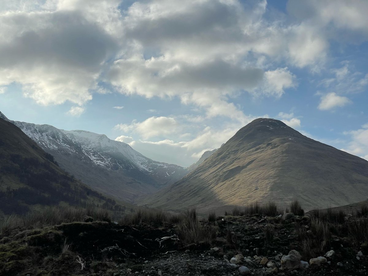 NatureScot's tweet image. Around 100 stalkers and gamekeepers attended The Common Ground Forum stalkers event on Friday at Glen Quoich to discuss deer management in a changing world and to try new innovations such as drone and night vision technology. 
Thanks to the Gordon family for hosting.
