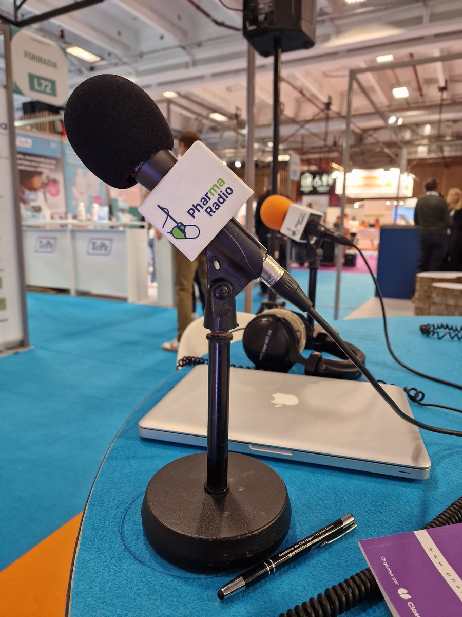 Manon_Auffret's tweet photo. Merci aux équipes de @pharmaradio (@davidpaitraud)  &amp; du @moniteur_news pour leur accueil lors de cette édition 2024 de @PharmagoraPlus, et à Allan Mimouni (alias Al Mi) pour cette illustration dessinée en live lors de la table ronde avec @jlgdufloux/ @FranceParkinson ! https://t.co/sWyFSLwlns