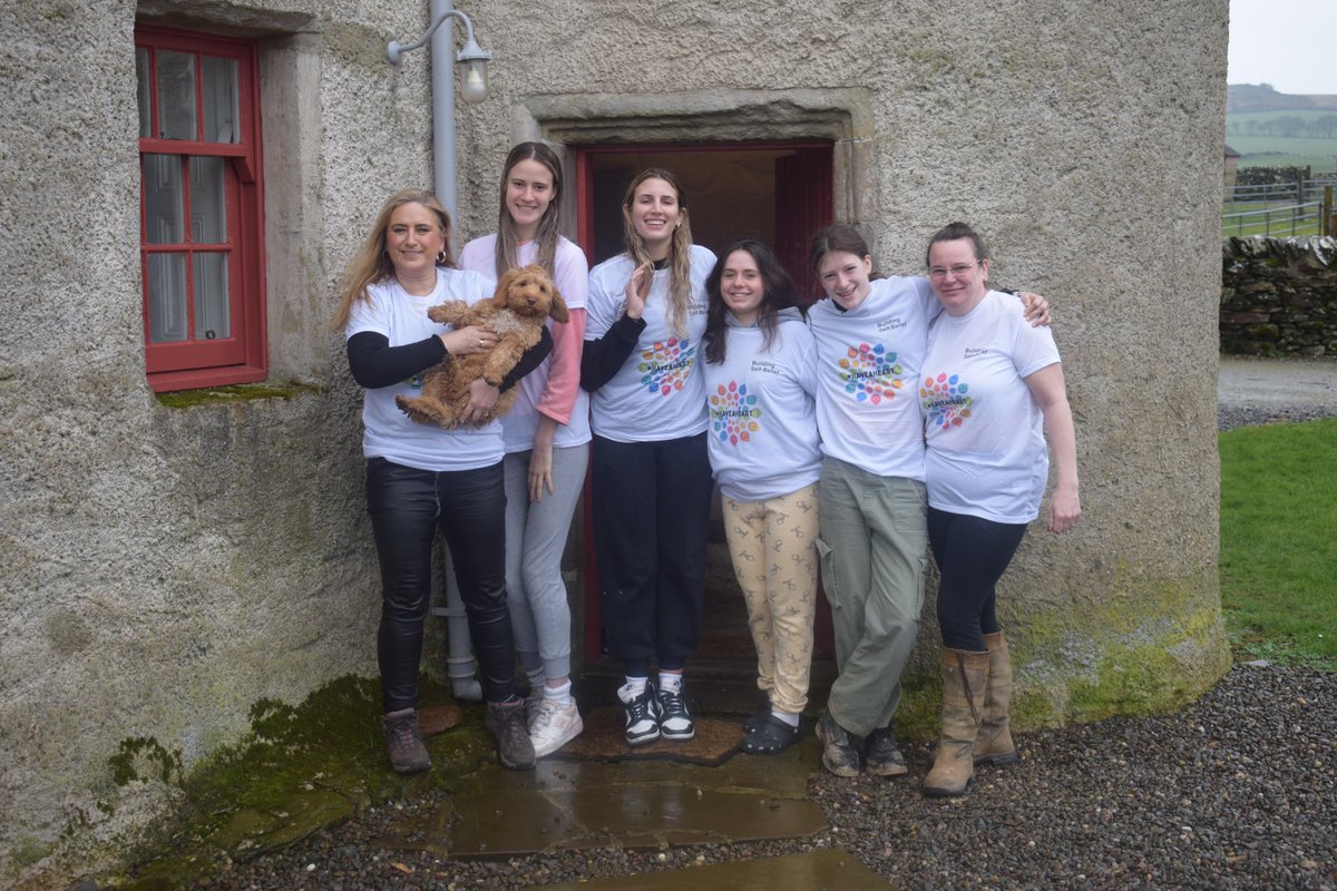 BSBCIO's tweet photo. What a fantastic volunteer weekend courtesy the @LandmarkTrust #50forFree scheme!
The Old Place of Monreith was a fabulous property &amp; an amazing time was had by all. 💚💚👏👏@LandmarkEngage1 https://t.co/Y0EK8IfUuf
