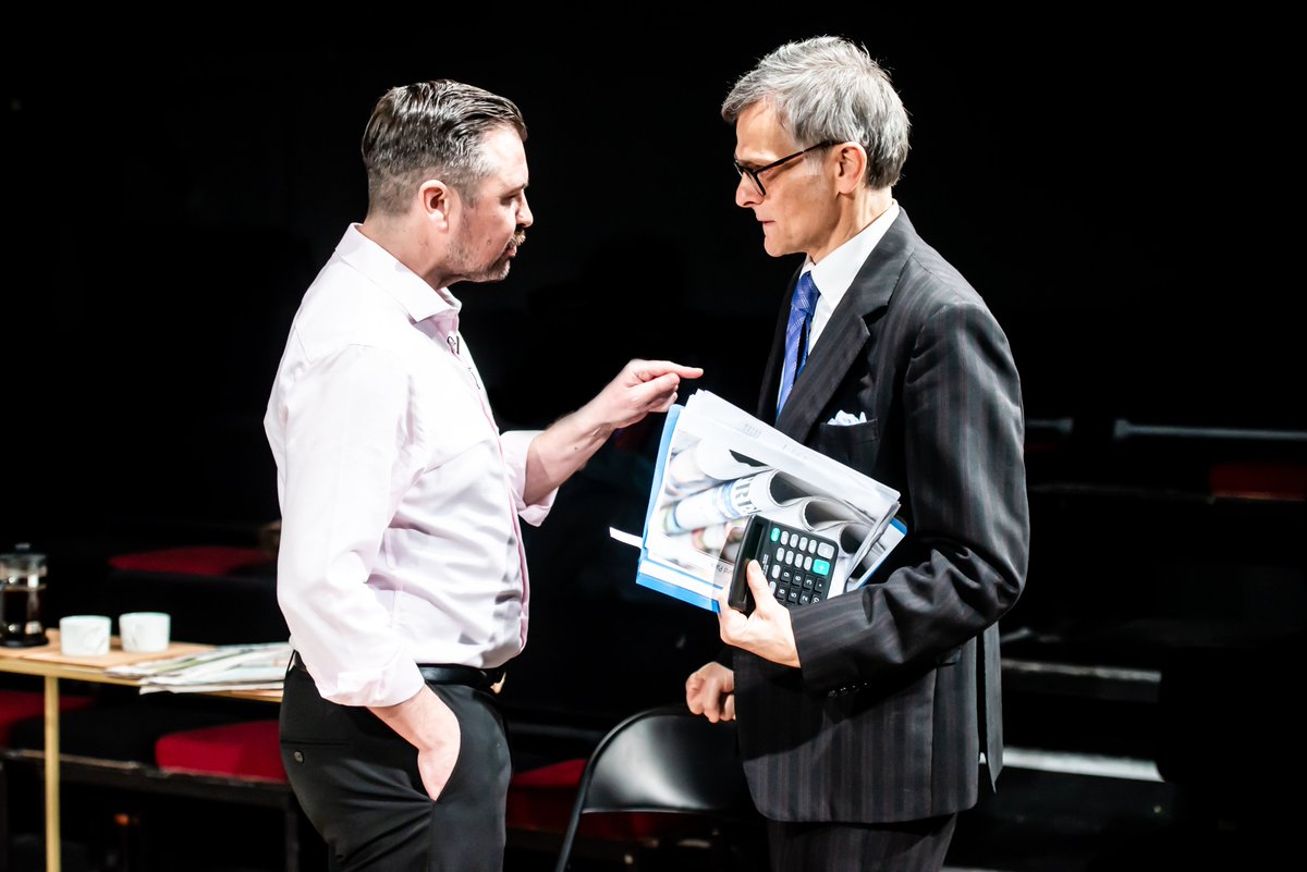 unequal productions (@unequalproduct9) on Twitter photo ✨FIRST LOOK✨ at award winning London Zoo <a href="/swkplay/">Southwark Playhouse</a>!
Step into the editorial backroom of a news agency at the dawn of the millennium for a funny, shocking take-down of prejudices that live in boardrooms of power.
Until 30 Mar > southwarkplayhouse.co.uk/productions/lo…
📷 Lidia Crisafulli ✨FIRST LOOK✨ at award winning London Zoo <a href="/swkplay/">Southwark Playhouse</a>!
Step into the editorial backroom of a news agency at the dawn of the millennium for a funny, shocking take-down of prejudices that live in boardrooms of power.
Until 30 Mar > southwarkplayhouse.co.uk/productions/lo…
📷 Lidia Crisafulli