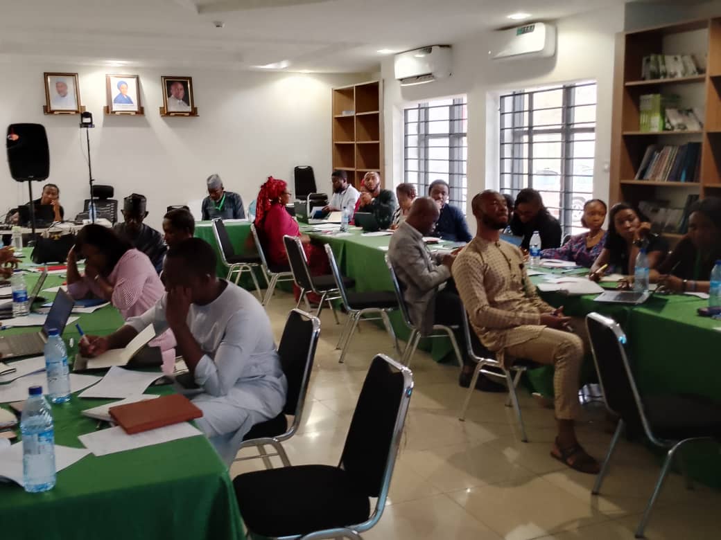 @NRGInstitute started its Emissions & EITI Standards training for @nigeriaeiti. @RockyMtnInst @SPPNigeria @SDNNigerDelta @AcepPower @pitmanrob @nafichinery @Ahhmard