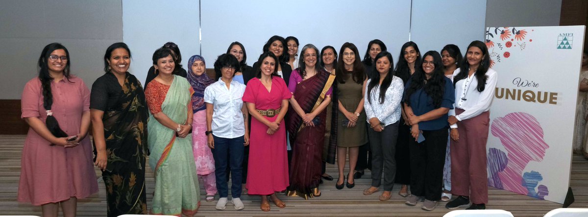 Breaking News! Ms. Madhabi Puri Buch, with leading women in Media (Finance) @ Women’s Day Celebrations organized by AMFI on March 11, 2024.