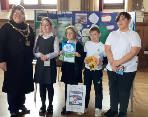 Huge congratulations must go to our Year 5 children who have been attending our Design and Technology club, for the annual ‘In Bloom’ competition. Four of the children went to the Town Hall to present our entry and……we came second!!!!!!!