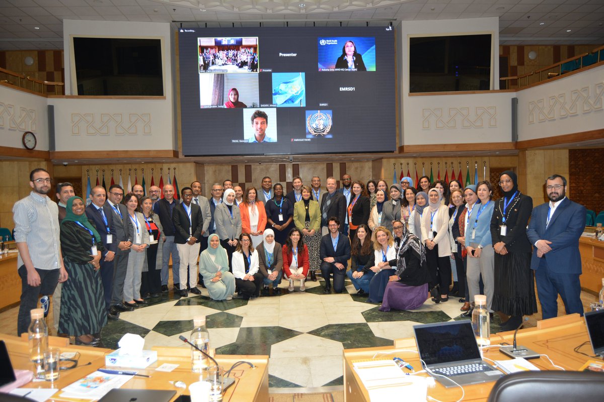 Snapshot of what we did last week :) 

Childhood cancer control: pushing for progress in WHO Eastern Mediterranean Region:  emro.who.int/media/news/chi…