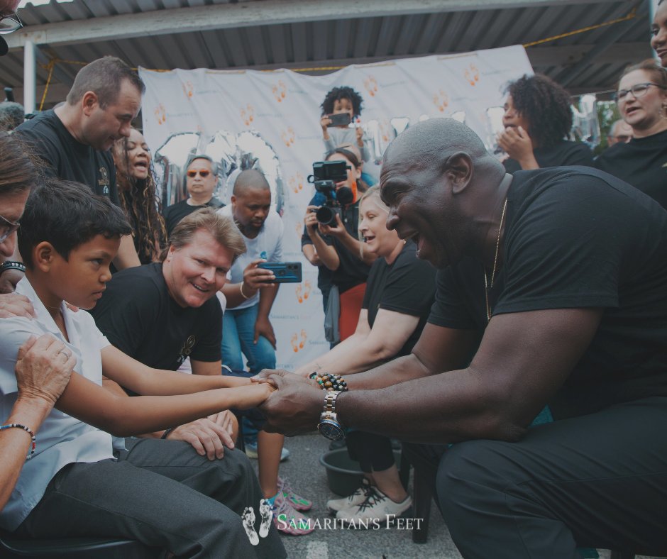 Samaritan's Feet tweet media