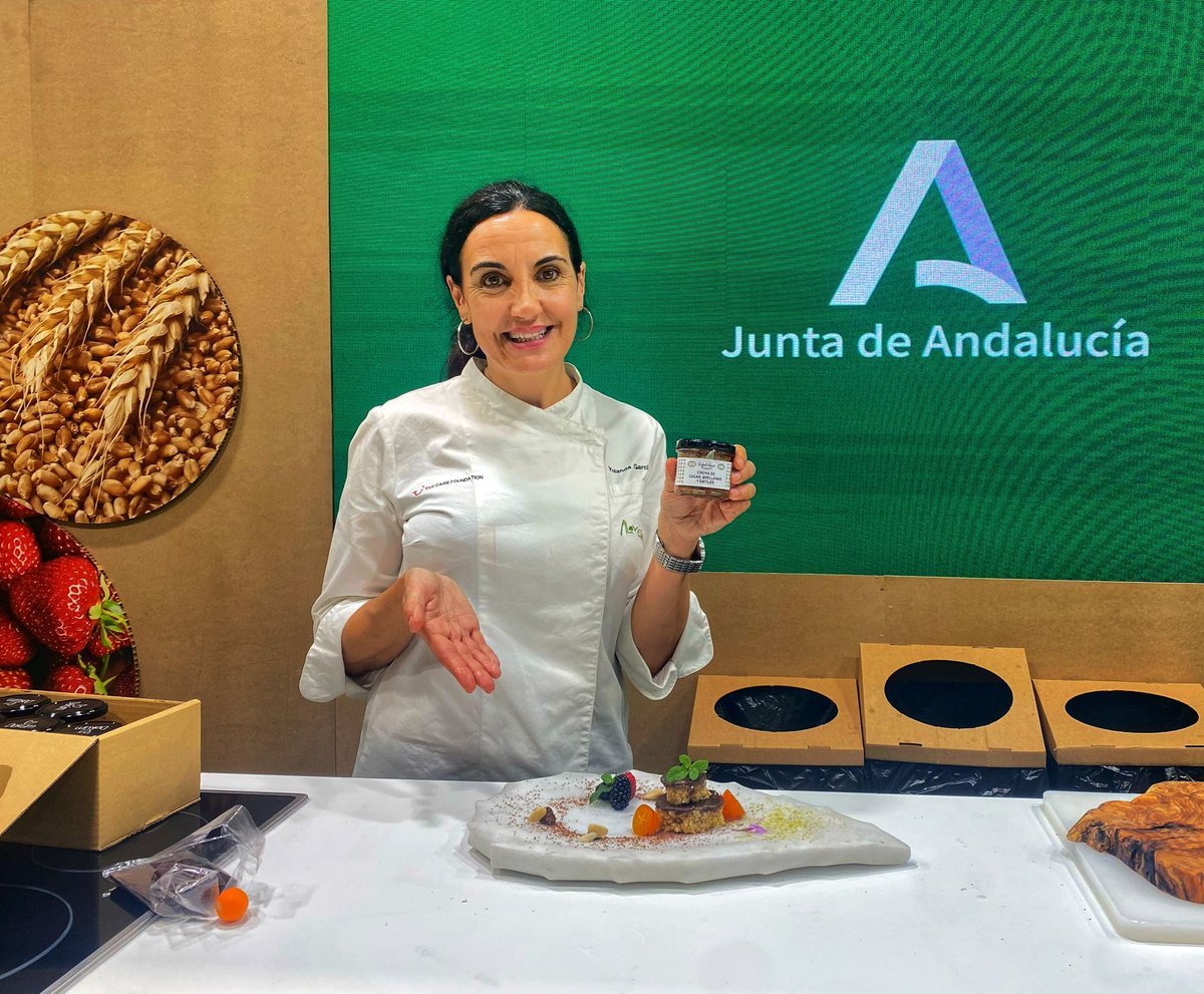 Los días 11 y 12 de marzo se celebra en Sevilla el foro @guiaelcomensal donde participa nuestra MEG Yolanda García con “Cocinando ecológico sin perder la noción del valor de lo esencial”, junto con la dietista-nutricionista @MoraguesNatalia 📆 12 de marzo, a las 13:50h