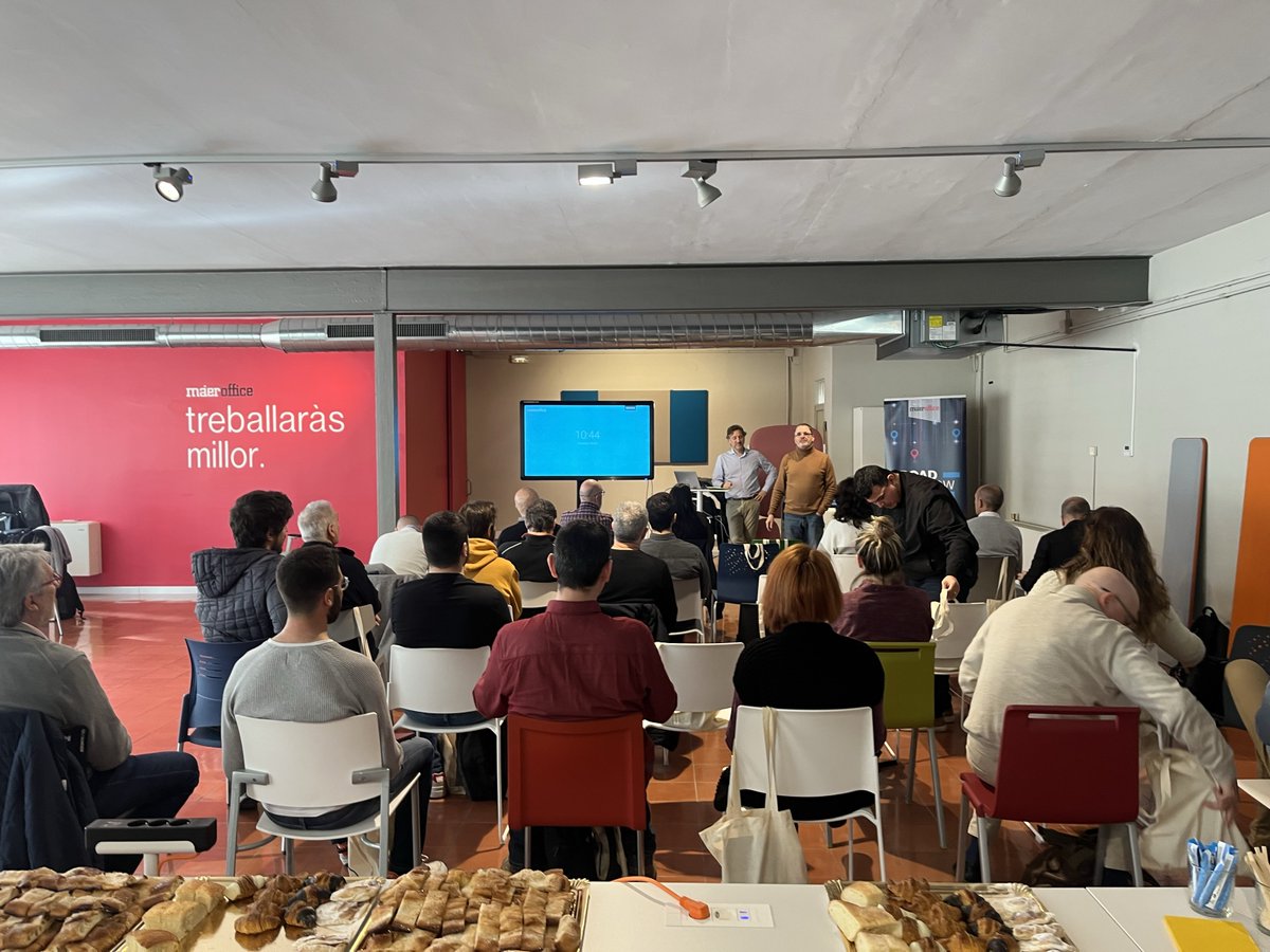 KonicaMinoltaES's tweet photo. El pasado 8 de marzo acompañamos a uno de nuestros distribuidores @Maieroffice en su primer #Roadshow 🎉 

En esta maravillosa jornada, tuvimos la oportunidad de presentar soluciones que tenemos de Konica Minolta con especial enfoque en nuestras soluciones de gestión documental https://t.co/Do4UyvJ1qt